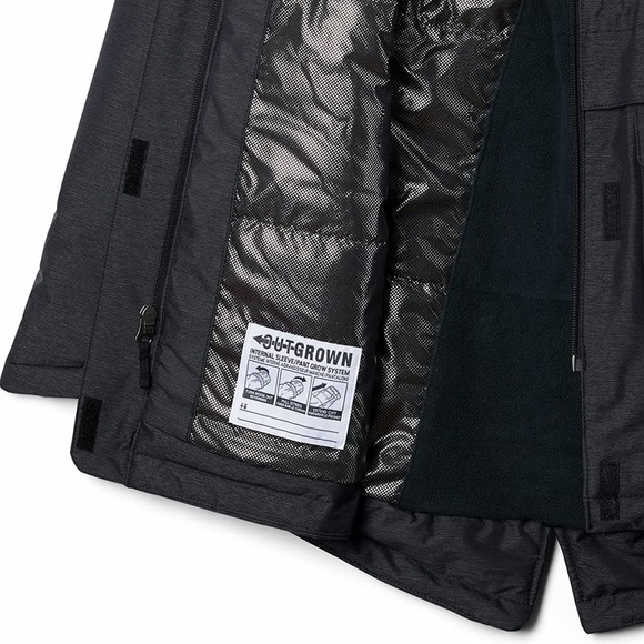 VEUC barely worn 10/12 medium Columbia Black Puffer Jacket for Ultimate Warmth - Picture 4 of 16